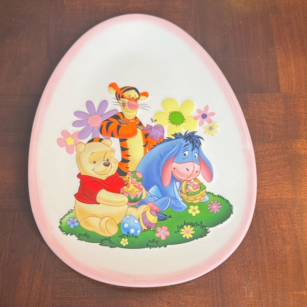 Disney Winnie The Pooh Tigger Eeyore Easter Egg Shape Platter